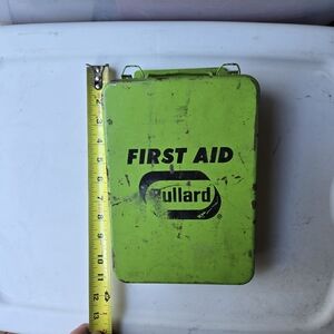 Vintage Bullard F!rst A!de Kit Metal Box Decor